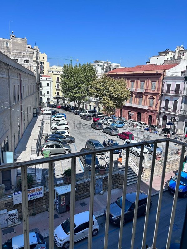 appartamento in affitto a Taranto in zona Borgo