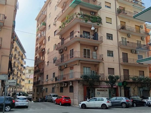 appartamento in affitto a Taranto in zona Italia-Montegranaro