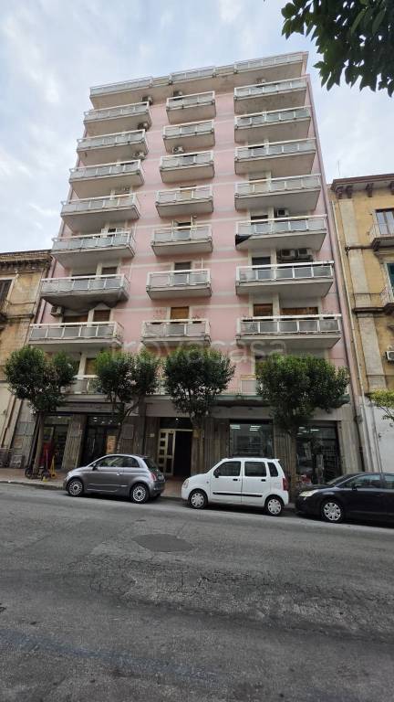 appartamento in affitto a Taranto in zona Borgo