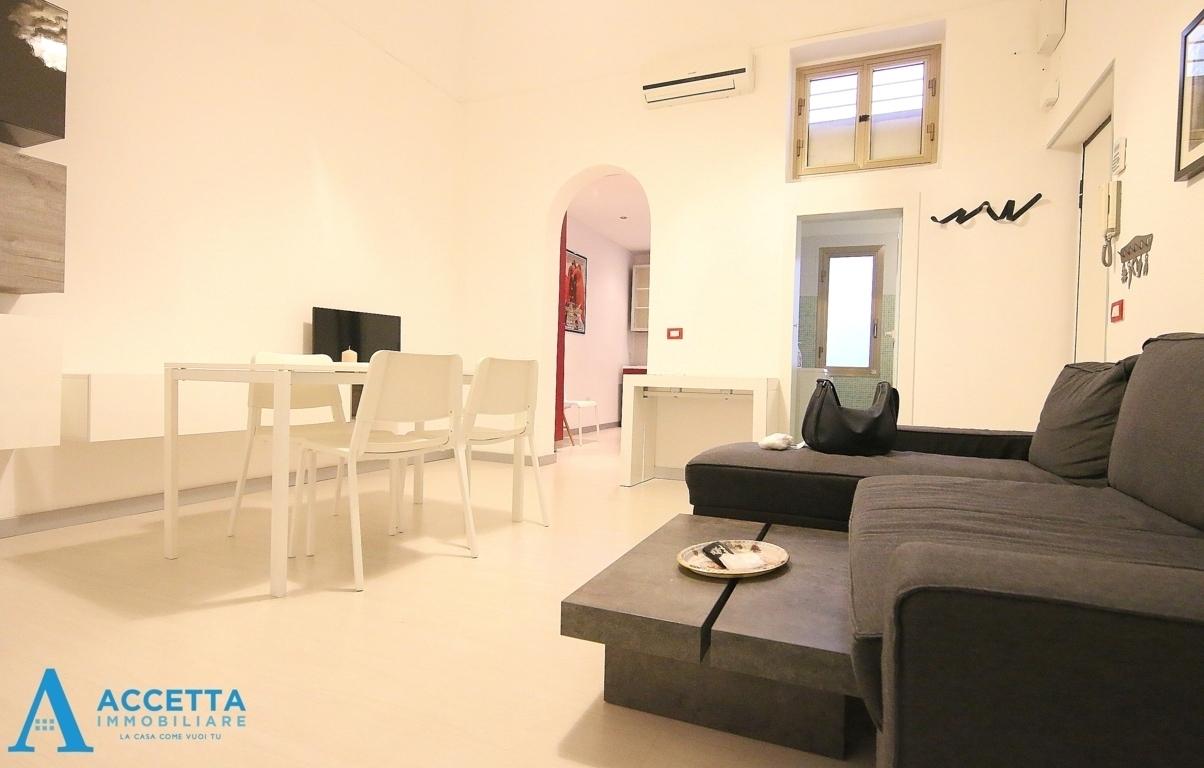 appartamento in affitto a Taranto in zona Borgo