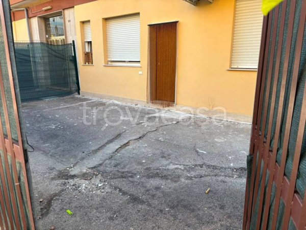 appartamento in affitto a Taranto in zona Italia-Montegranaro