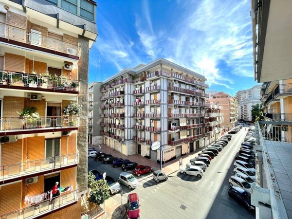 appartamento in affitto a Taranto in zona Italia-Montegranaro