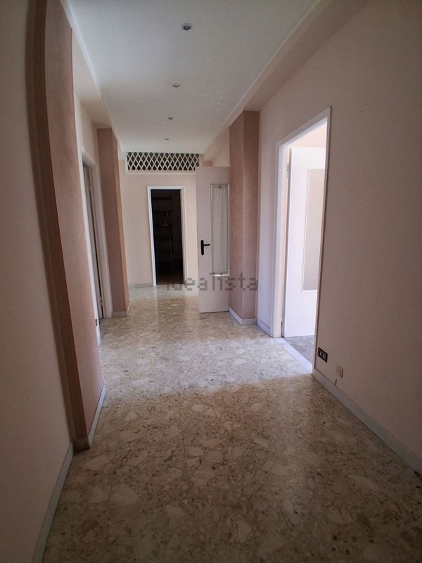 appartamento in affitto a Taranto in zona Tre Carrare-Battisti