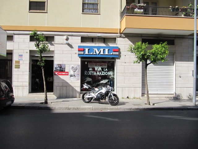 locale commerciale in affitto a Brindisi in zona Centro Città