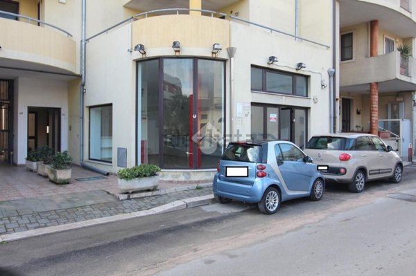 locale commerciale in affitto a Brindisi
