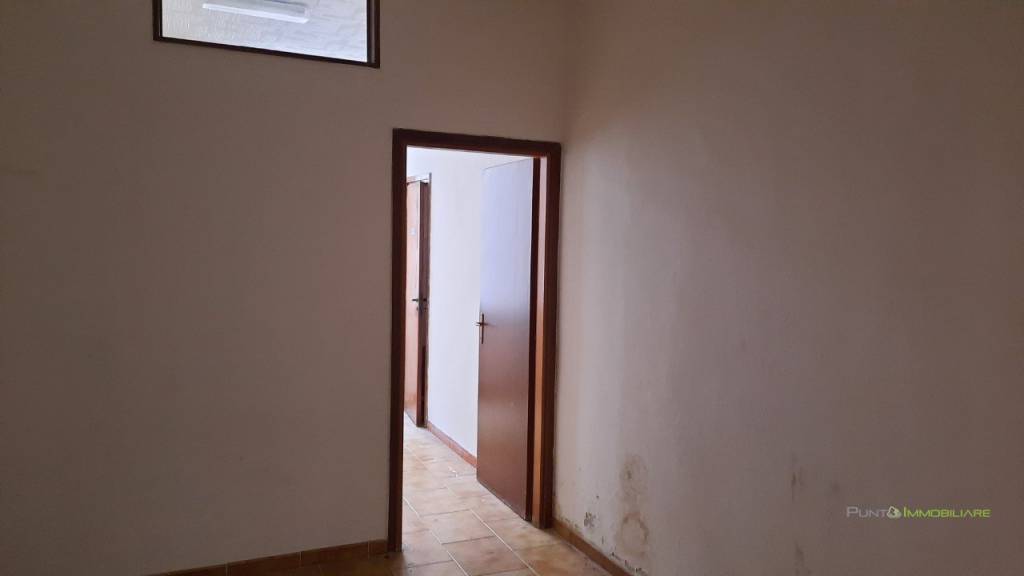 ufficio in affitto a Brindisi in zona Centro Città