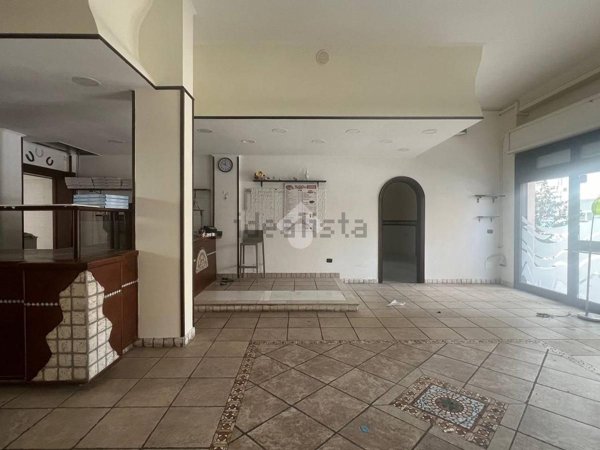 locale commerciale in affitto a Brindisi in zona Commenda