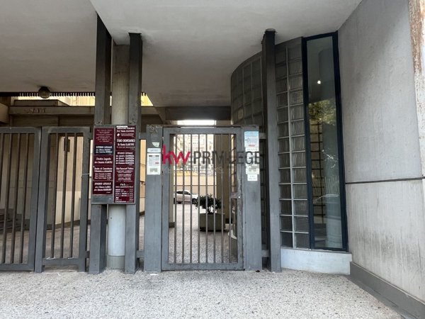 ufficio in affitto a Brindisi in zona Commenda