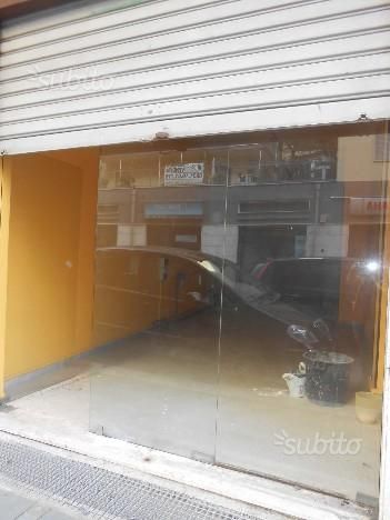 negozio in affitto a Brindisi in zona Cappuccini