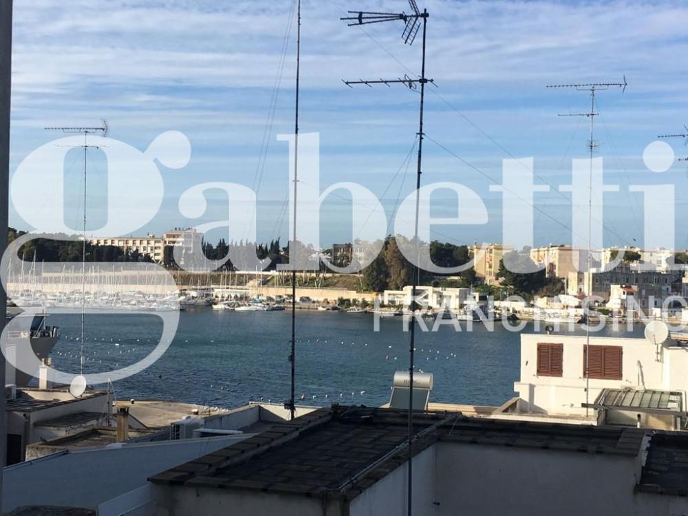 casa indipendente in affitto a Brindisi