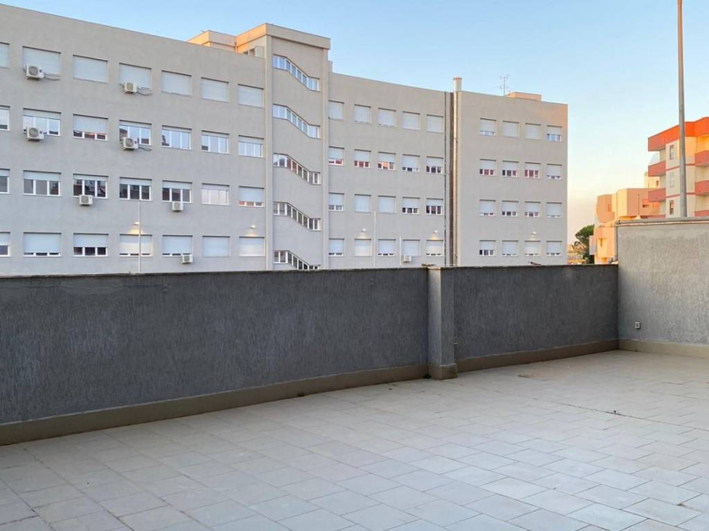appartamento in affitto a Brindisi in zona Bozzano