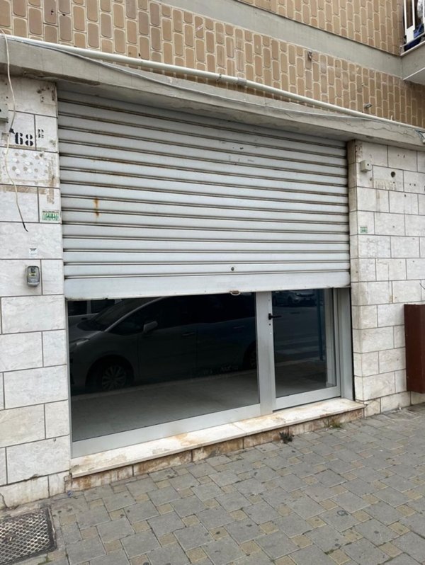 locale commerciale in affitto a Brindisi in zona Cappuccini