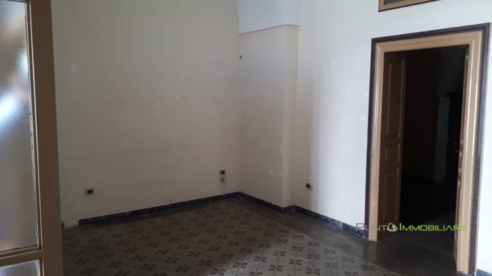 ufficio in affitto a Brindisi in zona Centro Città
