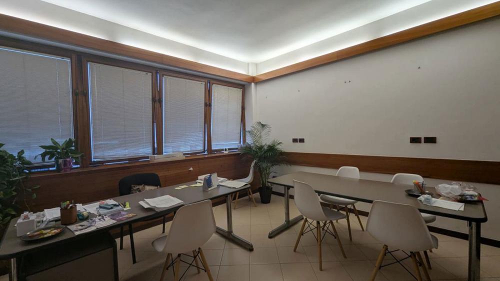 ufficio in affitto a Brindisi in zona Centro Città