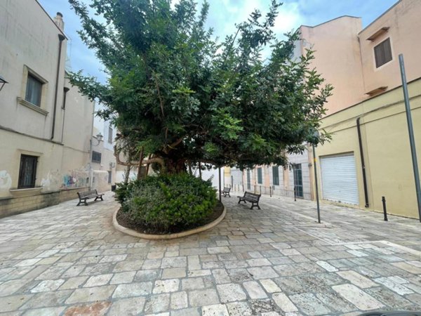 appartamento in affitto a Brindisi in zona Centro Città