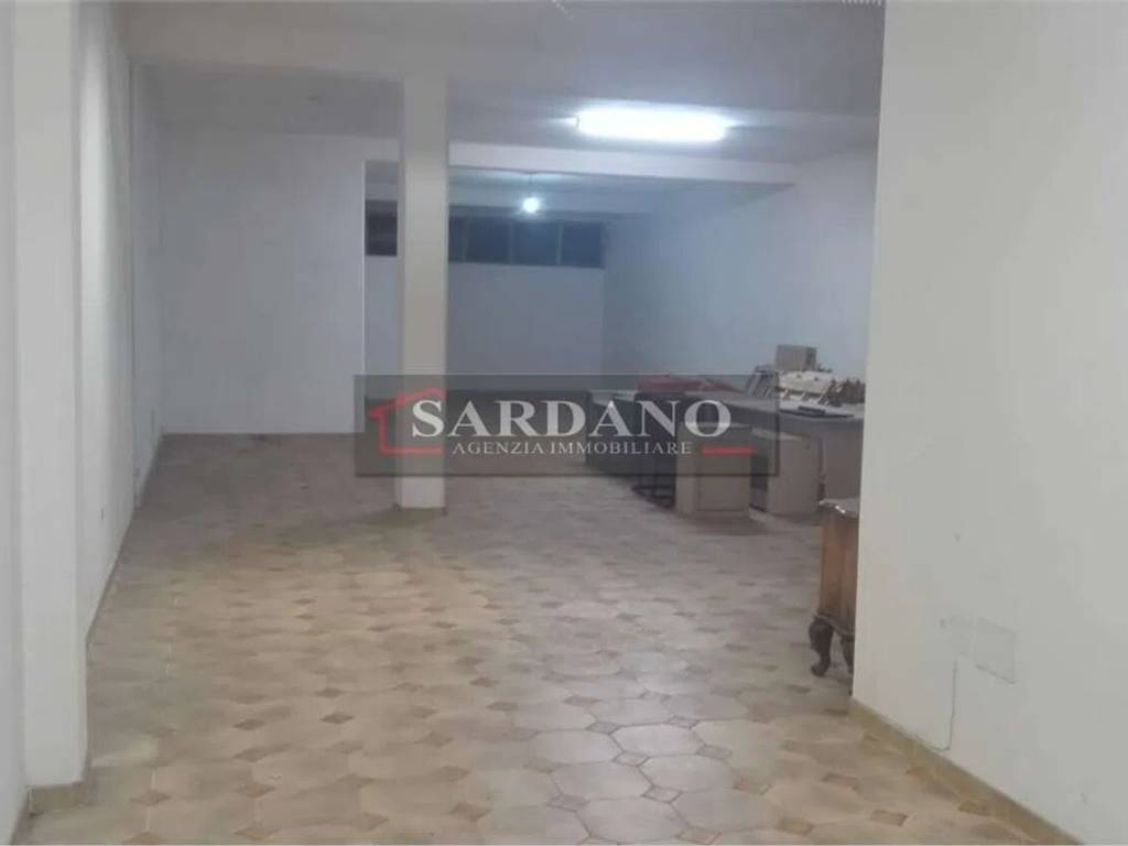 negozio in affitto a Brindisi in zona Cappuccini