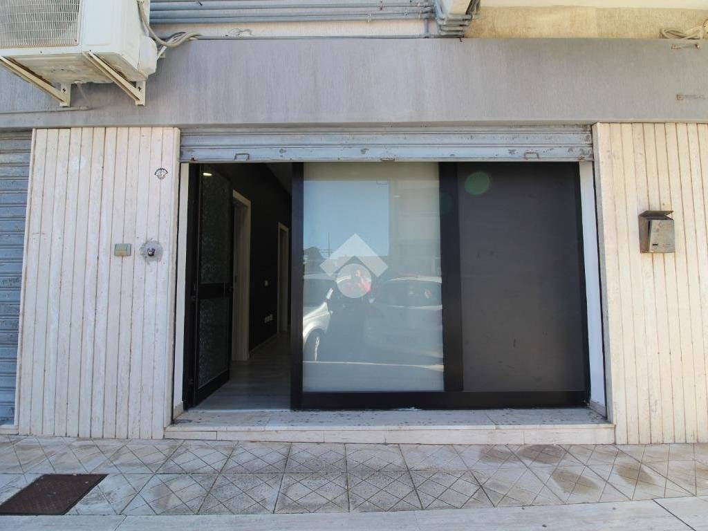 locale commerciale in affitto a Brindisi in zona Cappuccini