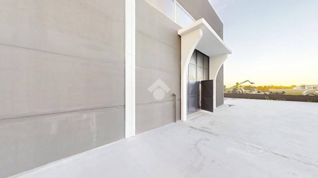 locale commerciale in affitto a Brindisi in zona Commenda