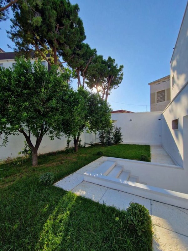 casa indipendente in affitto a Brindisi in zona Cappuccini