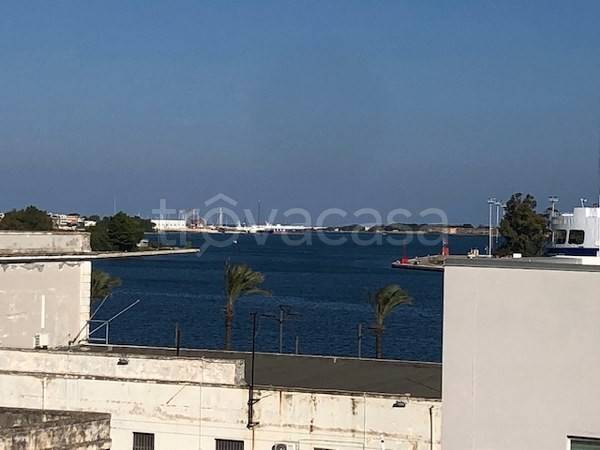 appartamento in affitto a Brindisi in zona Centro Città