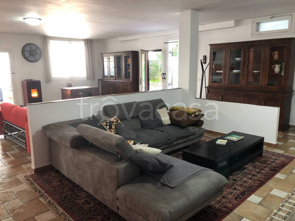 appartamento in affitto a Brindisi