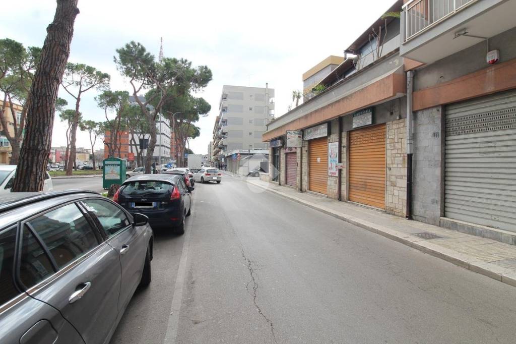 locale commerciale in affitto a Brindisi in zona Sant'Angelo