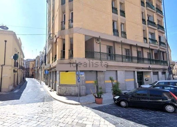 locale commerciale in affitto a Brindisi