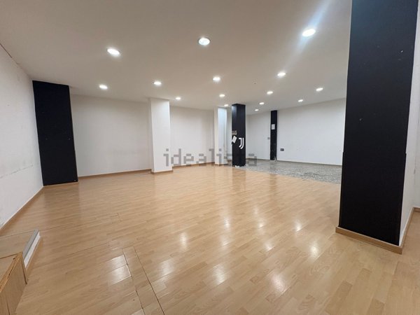 locale commerciale in affitto a Brindisi in zona Cappuccini