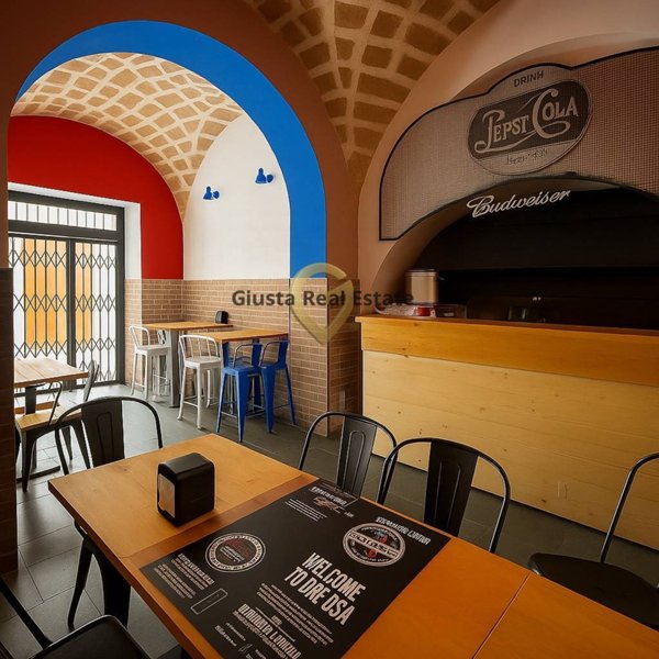 negozio in affitto a Brindisi in zona Centro Città