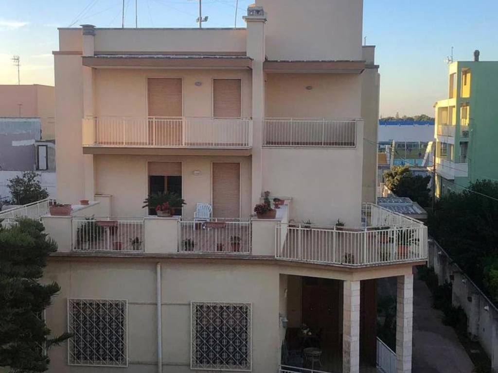 appartamento in affitto a Brindisi in zona Paradiso