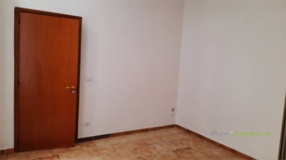 ufficio in affitto a Brindisi in zona Centro Città