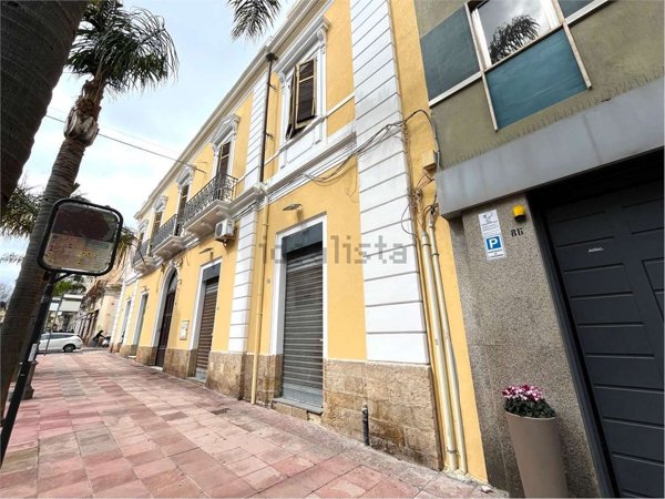 locale commerciale in affitto a Brindisi in zona Centro Città