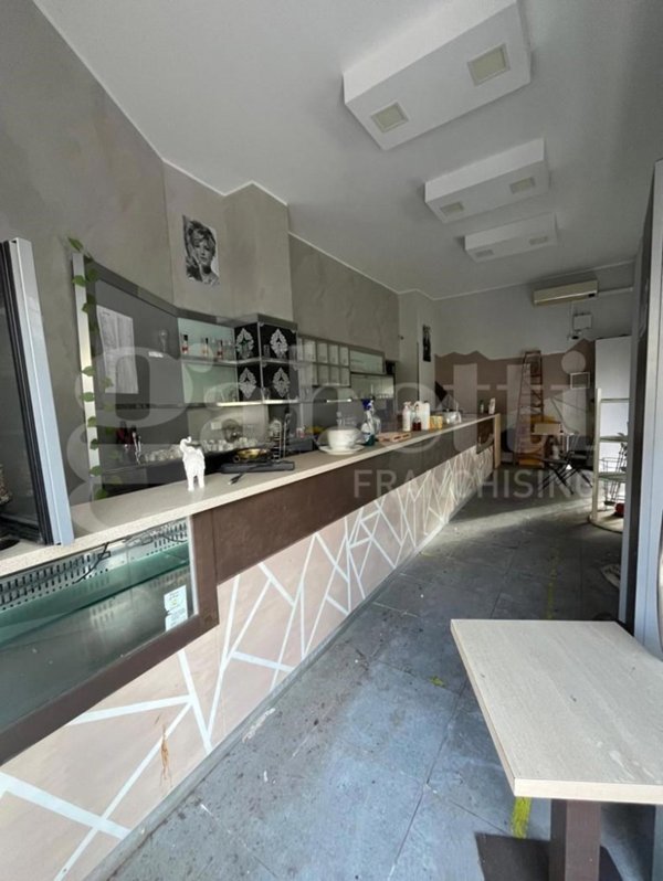 negozio in affitto a Brindisi in zona Centro Città