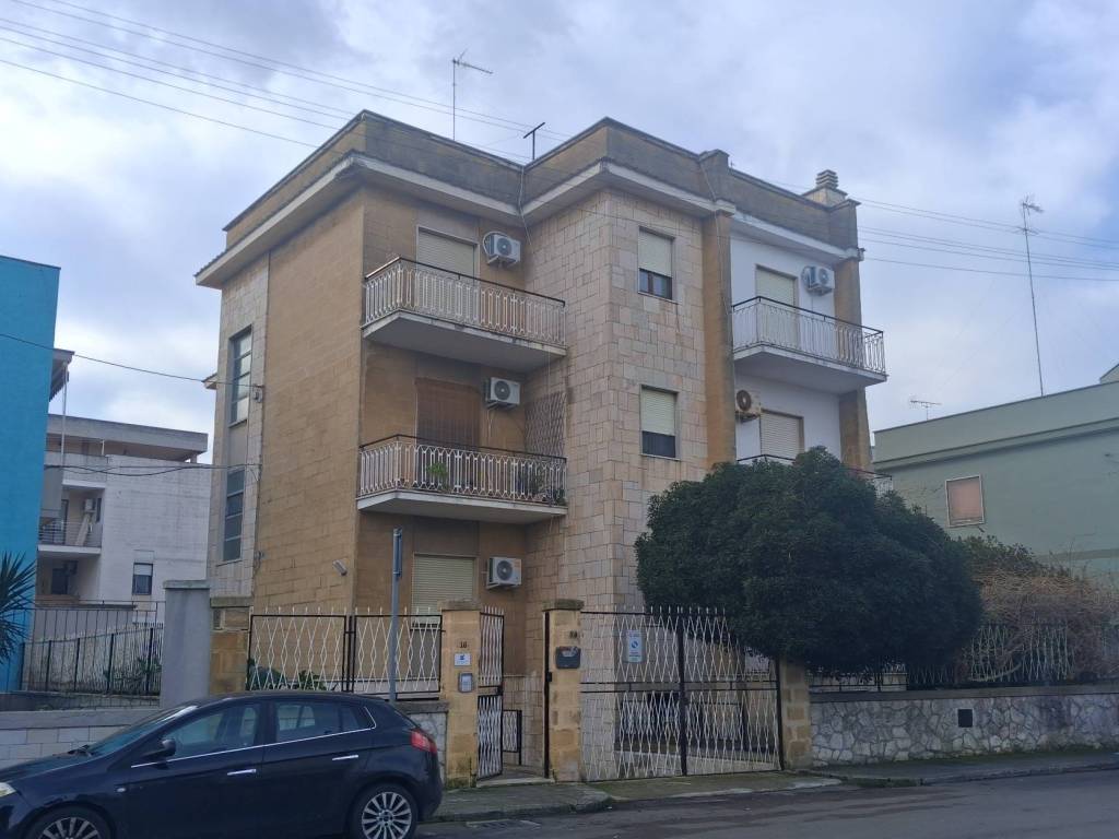 appartamento in affitto a Brindisi in zona Paradiso