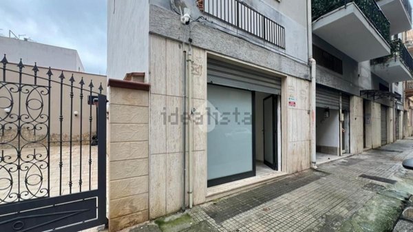 locale commerciale in affitto a Brindisi in zona Commenda