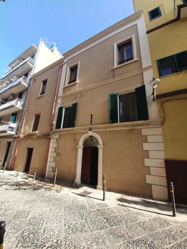 appartamento in affitto a Brindisi in zona Centro Città