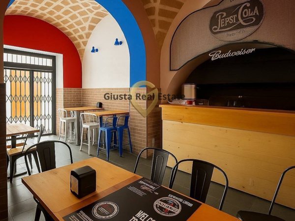 negozio in affitto a Brindisi in zona Centro Città