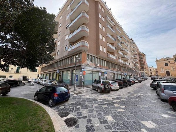 ufficio in affitto a Brindisi in zona Centro Città