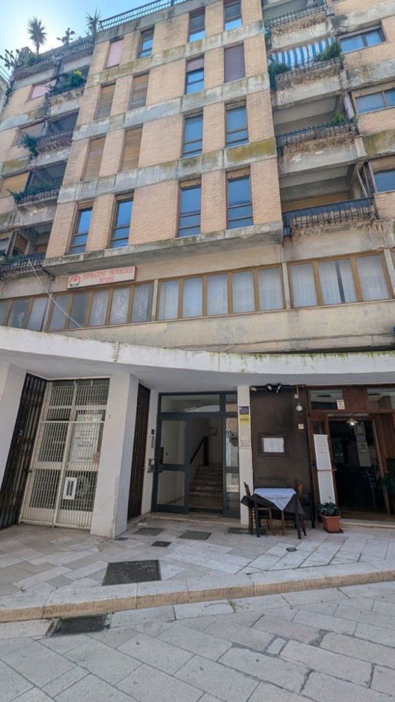 ufficio in affitto a Brindisi in zona Centro Città