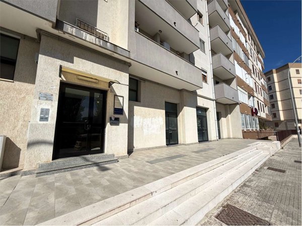locale commerciale in affitto a Brindisi in zona Sant'Angelo