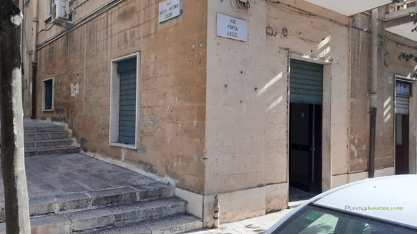 locale commerciale in affitto a Brindisi in zona Centro Città
