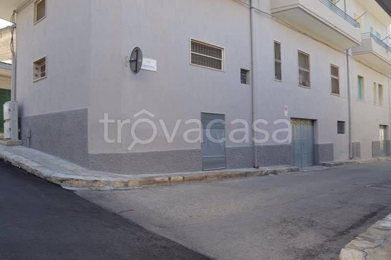 locale commerciale in affitto a Carovigno