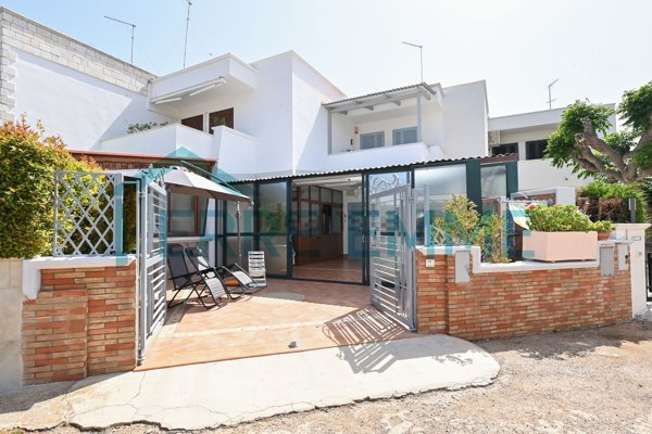 casa indipendente in affitto a Carovigno