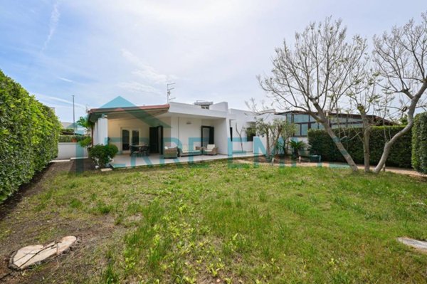 casa indipendente in affitto a Carovigno