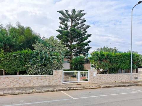 casa indipendente in affitto a Carovigno in zona Torre Santa Sabina