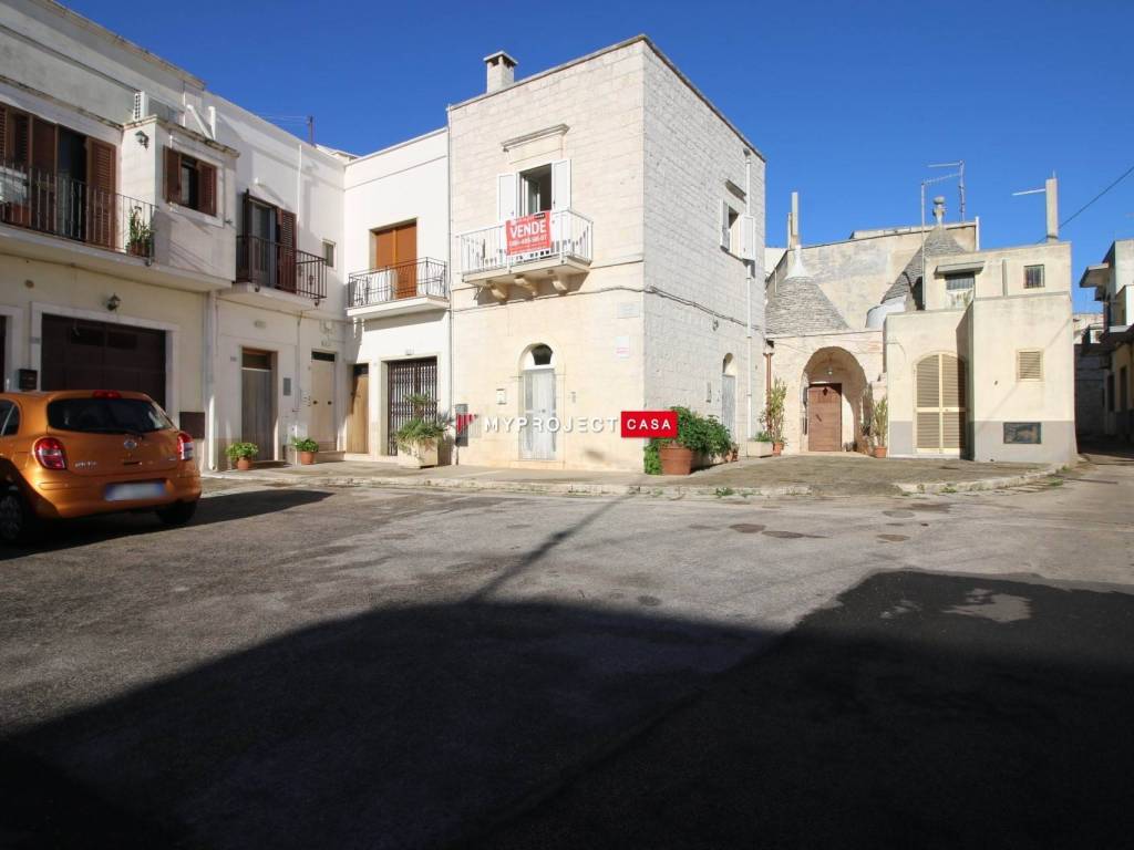 appartamento in affitto a Cisternino in zona Casalini