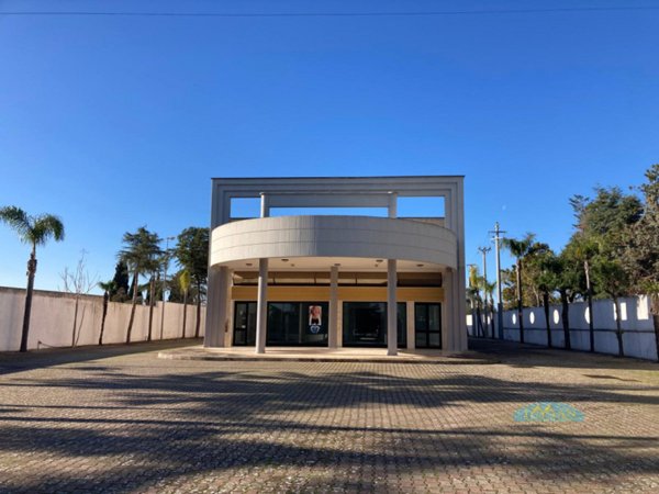 locale commerciale in affitto a Francavilla Fontana