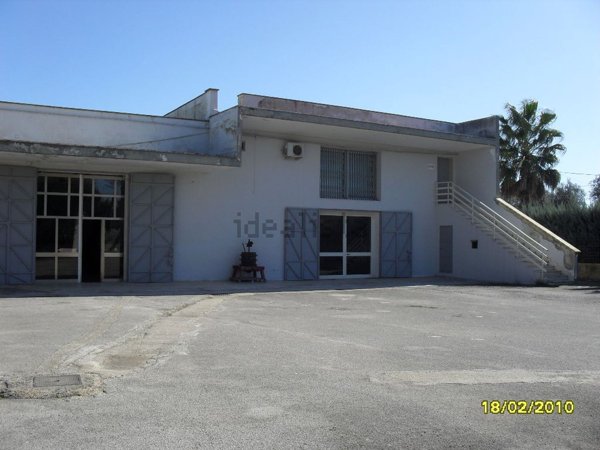 negozio in affitto a Francavilla Fontana