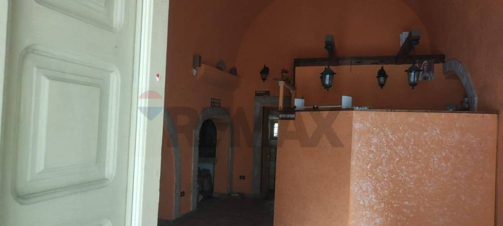 locale commerciale in affitto ad Oria