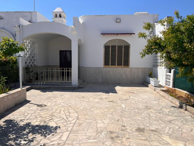 casa indipendente in affitto ad Ostuni in zona Villanova